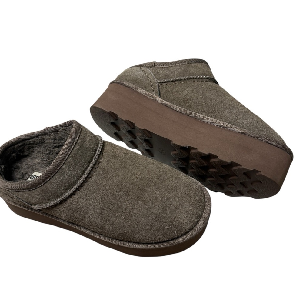 Women’s Platform Slip-On Suede Shoe - Taupe - Picture 2 of 9
